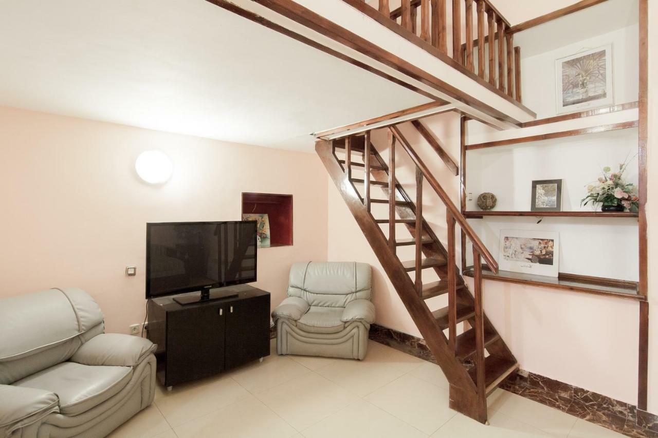 Rent Apartments Grecheskaya 50 Odessza Kültér fotó